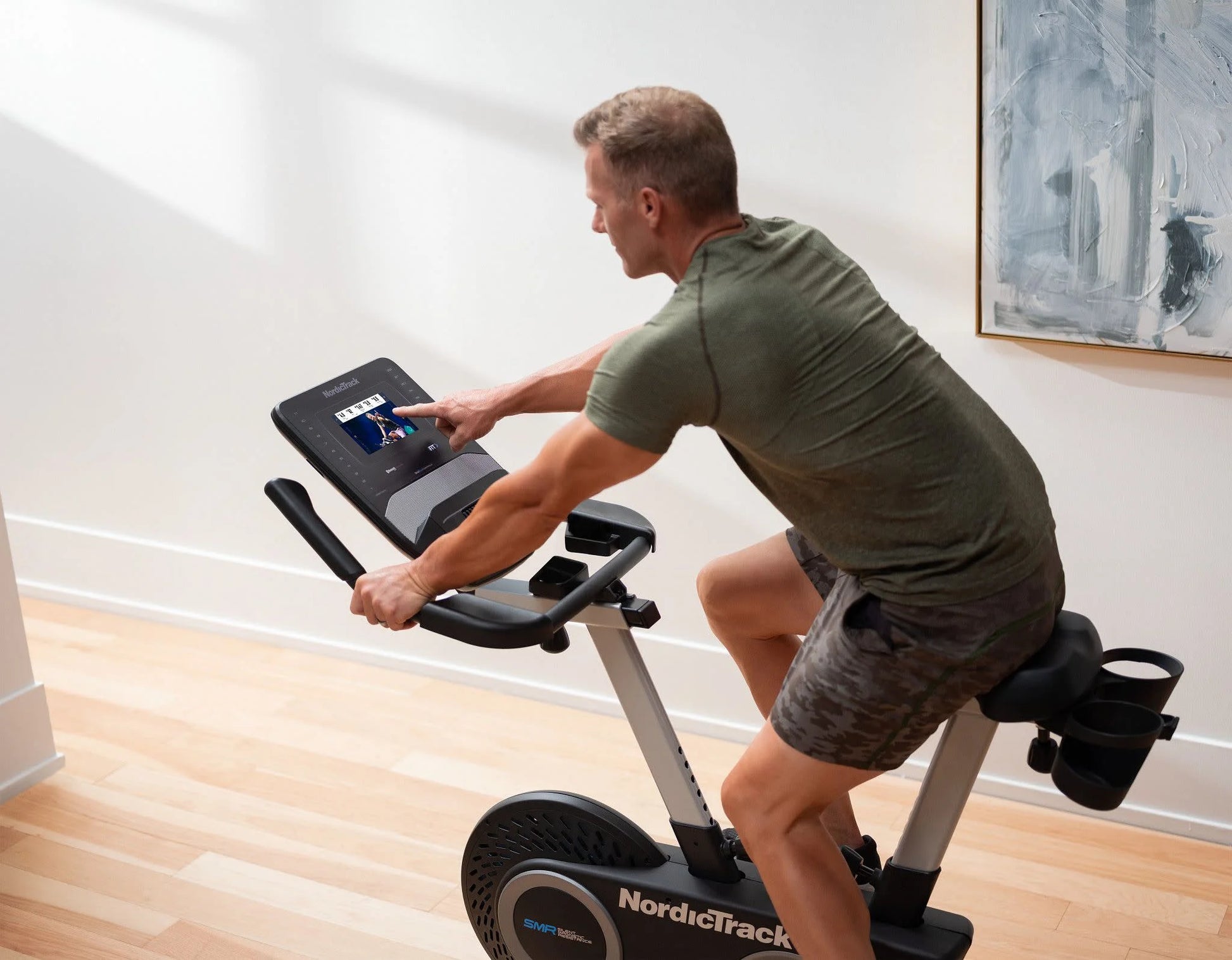 Studio Bike with 7” Smart HD Touchscreen and 30-Day Ifit Family Membership